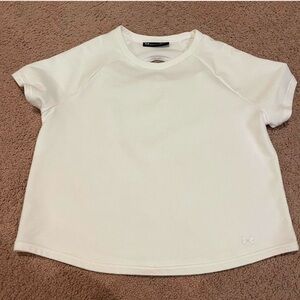 Women's UNDER ARMOUR white loose baggy short sleeve too
